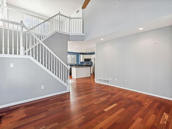 5th image of 10020 Pleasure Creek Cir NE