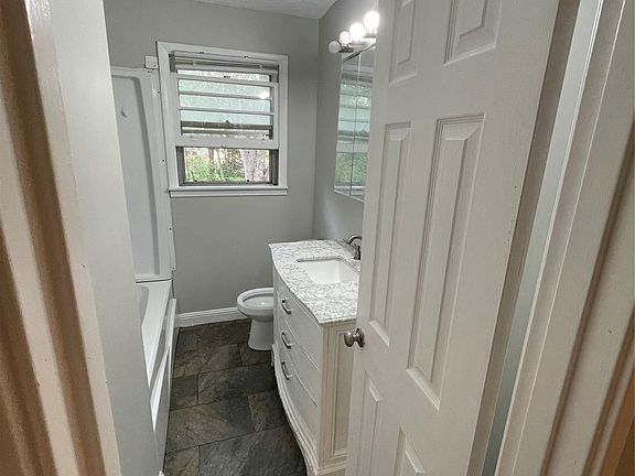 4th image of 209 Nottingham Rd