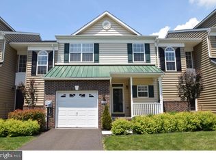 2032 Morgan Hill Dr, Pennsburg, PA 18073