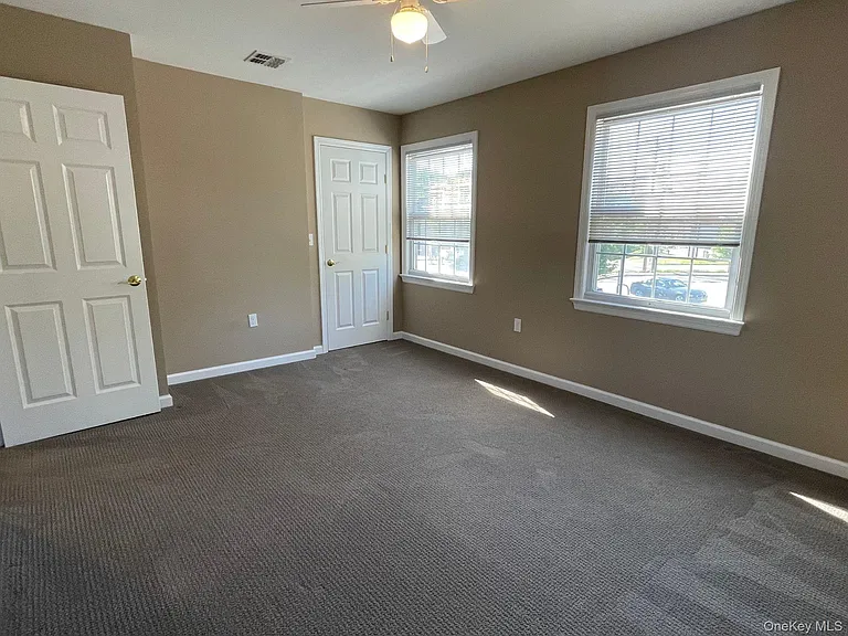 10 Colonial Ave #C — Photo 13