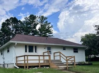 240 Cross St, Lowell, WI 53557