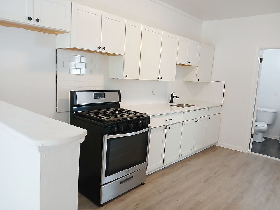 kitchen, before refrigerator was installed
