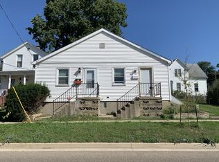 903 W Market St #905, Bloomington, IL 61701