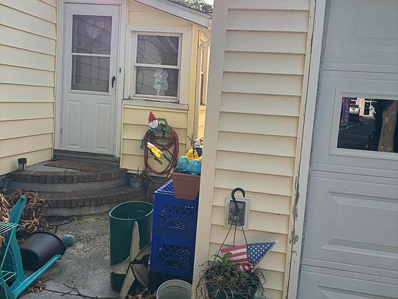 5th image of 81 Morris Avenue