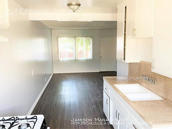 5th image of 4122 Broadway Ave #A