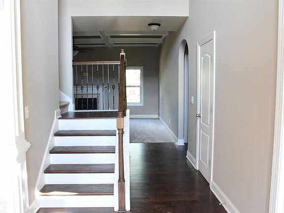 4th image of 2952 Ash Grove Dr #11