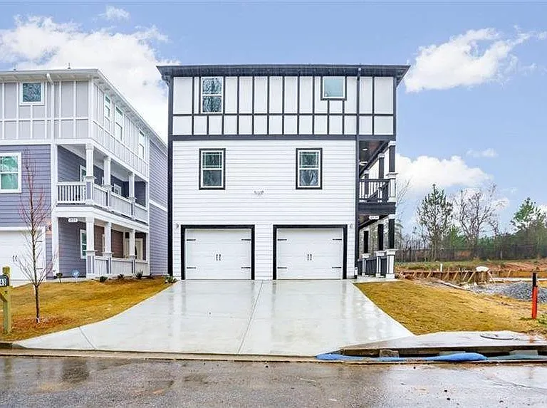722 Rose Palm Ln — Photo 1