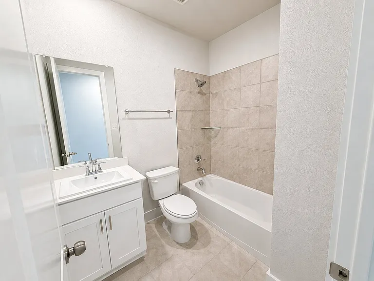 3104 Eddington Dr — Photo 12