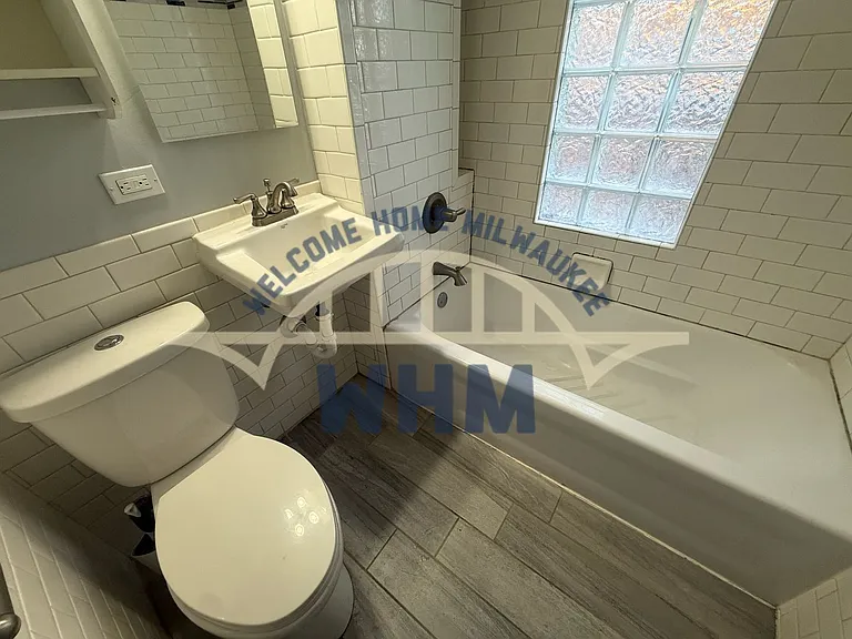 2054 S 72nd St — Photo 5