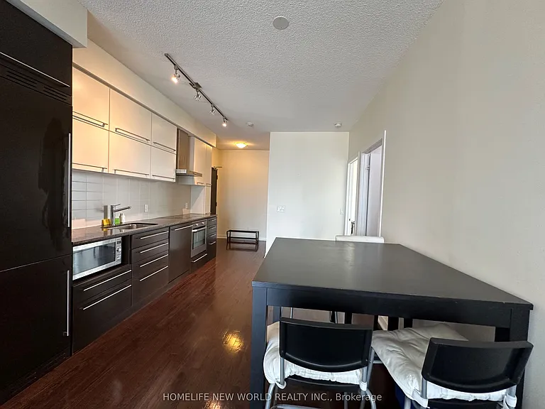 770 Bay St #2202 — Photo 7