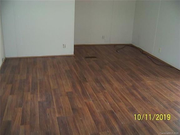5th image of 100 Village Dr