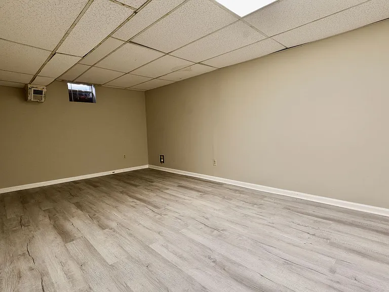 536 Edgecrest Cir — Photo 25