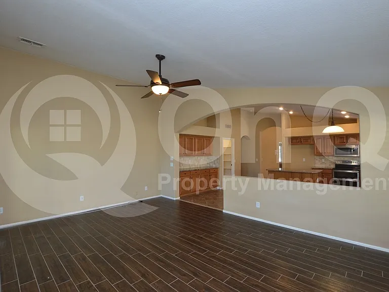 29979 N Maravilla Dr — Photo 6
