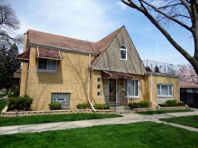 1st image of 7546 W Bloomingdale Ave