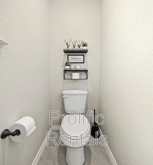2509 Meadow Lark Dr — Photo 32