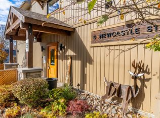 9 Newcastle St #104, Minden Hills, ON K0M 2K0