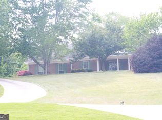 4045 Fawn Valley Dr, Loganville, GA 30052