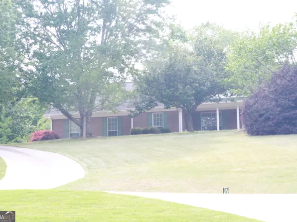 4045 Fawn Valley Dr, Loganville, GA 30052