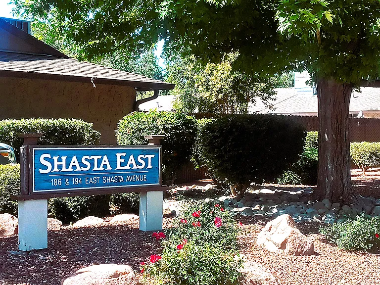East Shasta Complex — Photo 27