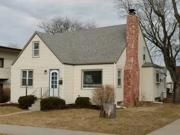 1822 9th St, Rapid City, SD 57701