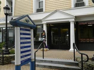 724 Boston Post Rd, Madison, CT 06443