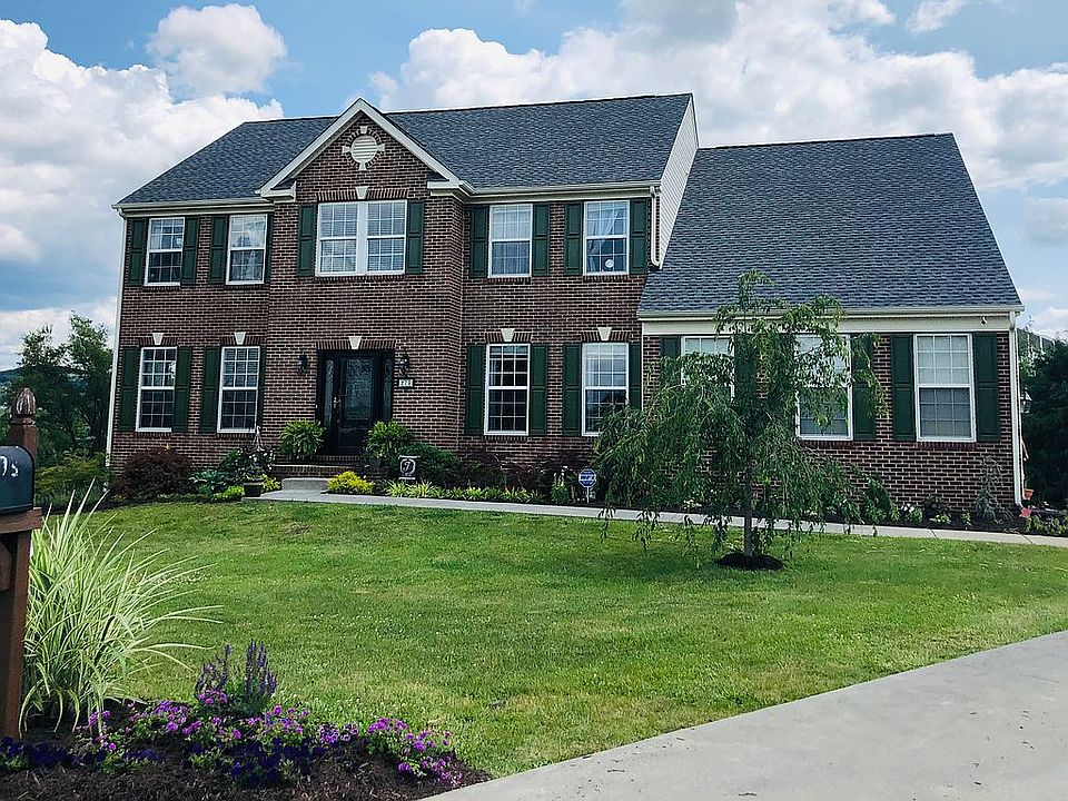 2nd image of 273 Truman Dr