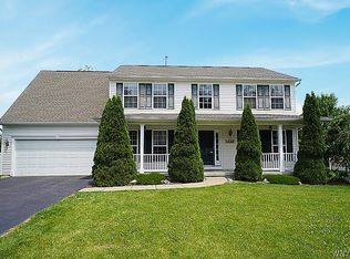 2223 Fox Chase Rd, Lake View, NY 14085