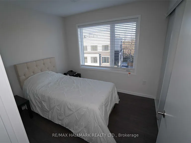 400 Alex Gardner Cir #78 — Photo 8