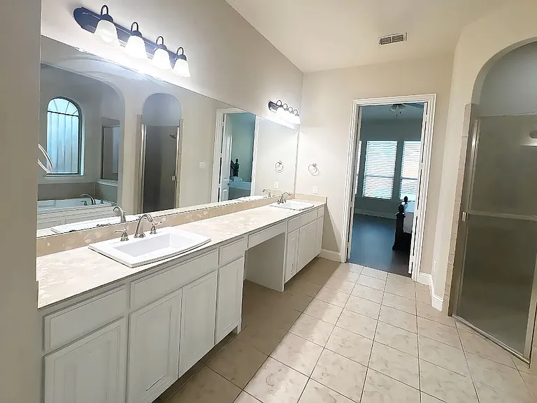 14803 Huffman Ln — Photo 19