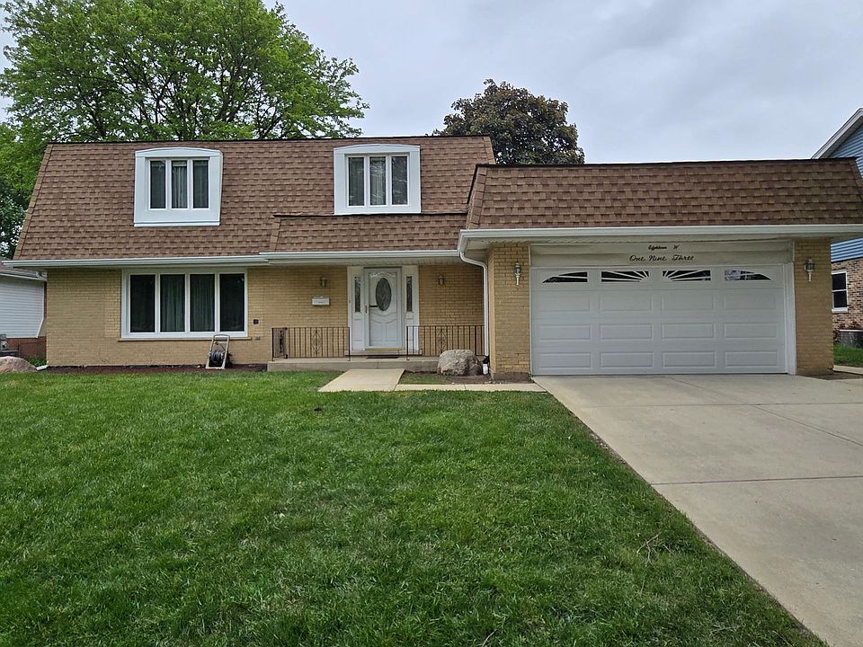 1st image of 18W193 Holly Ave
