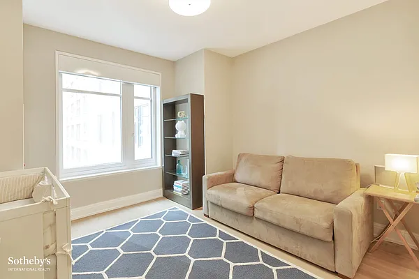 Sold by Sotheby's International Realty | media 23