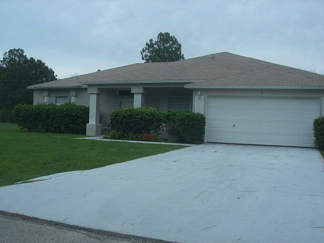 1st image of 3 Wheaton Ln