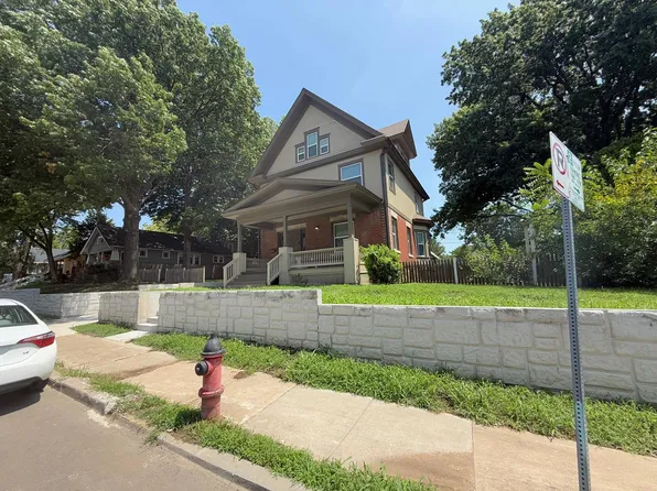 4125 State Line Rd, Kansas City, MO 64111