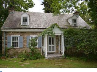 31 W Bells Mill Rd #B, Philadelphia, PA 19118