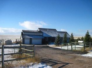 7405 S Milliron Rd, Cheyenne, WY 82009