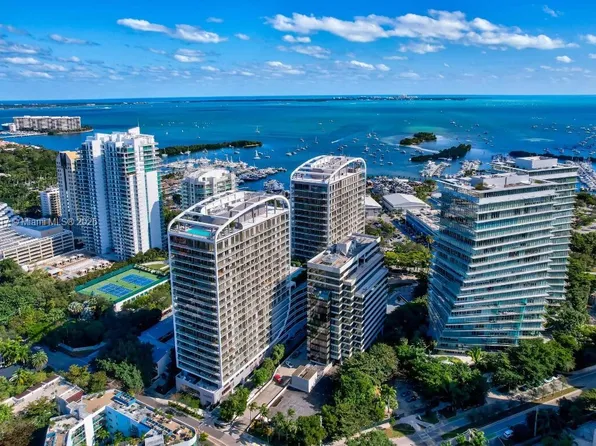 2678 Tigertail Ave APT 1009, Miami, FL 33133