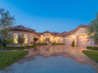 2430 E Strathmore Pl, Fresno, CA