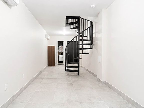 4th image of 1605 New York Ave #1R
