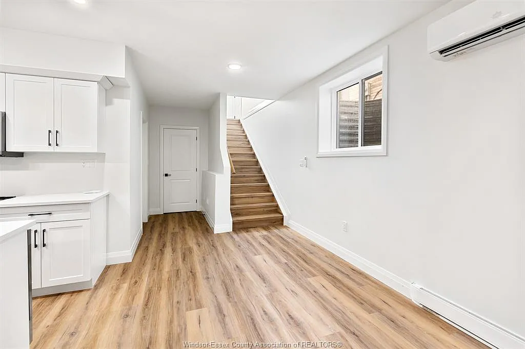 2 bed, $2,100 — Photo 4