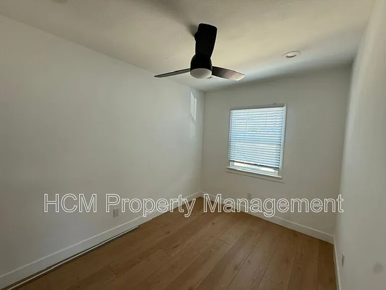 1044 Cedar Ave #1050 — Photo 15