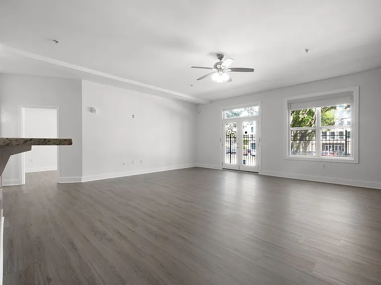 509 Pryor St SW — Photo 1