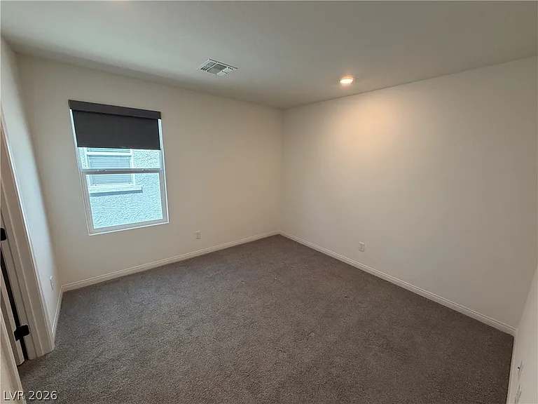 8030 Minavalle Ave — Photo 22