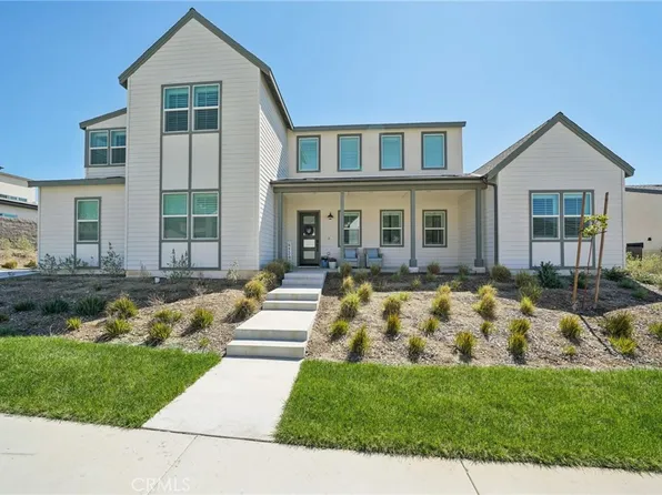 15825 Butterfly Dr, Fontana, CA 92336