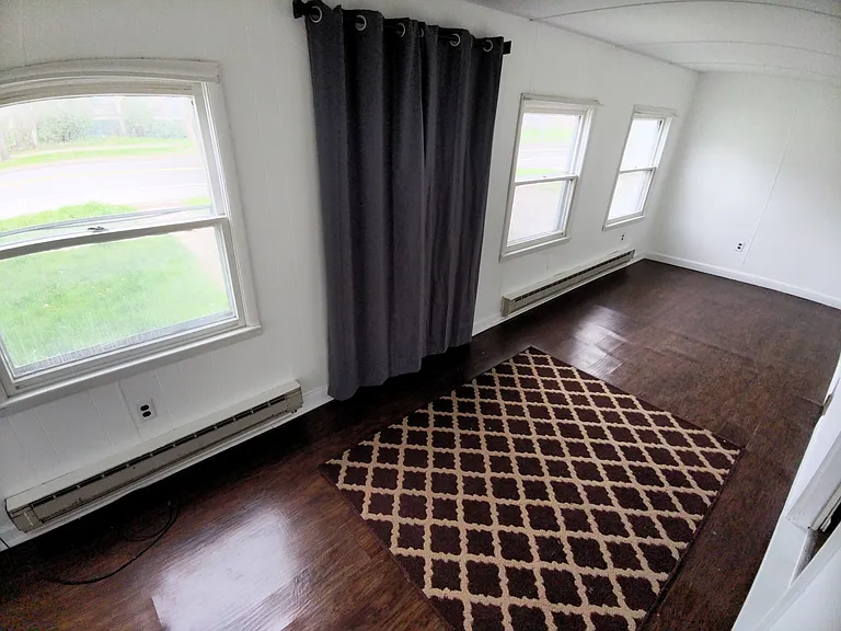 Office/Sunroom/Bedroom 3