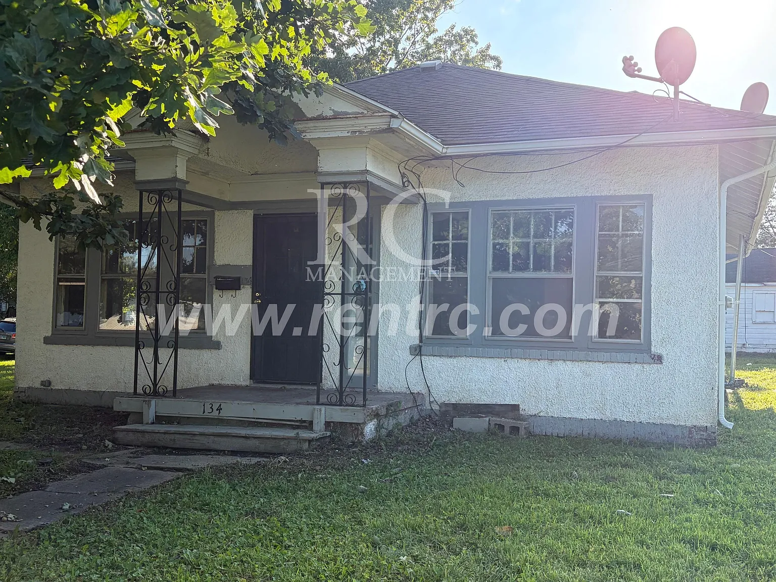 2 bed, 950 sqft, $795 — Photo 1