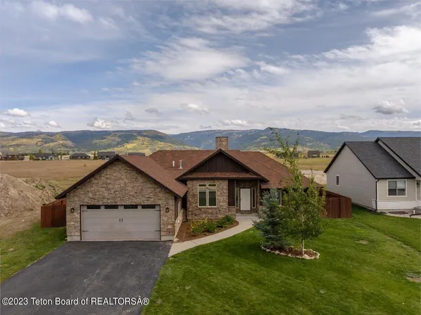 2223 Iron Wood Dr, Driggs, ID 83422