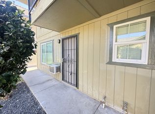 935 Kenwood Ave #4, Turlock, CA 95380