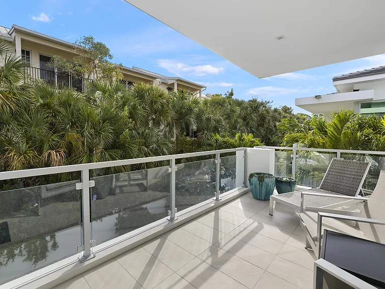 402 Ocean One Ln — Photo 19