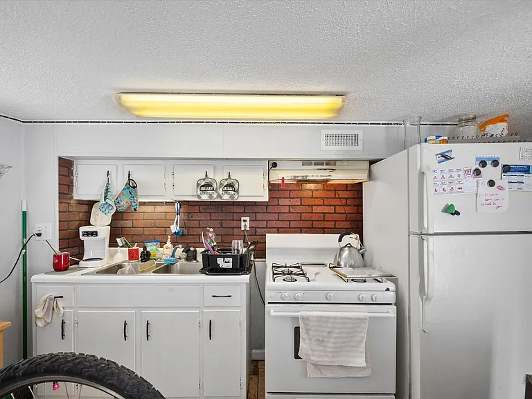4925 Southside Dr — Photo 13