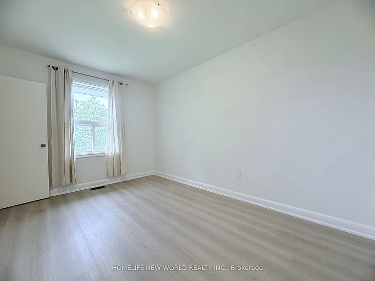61 Crosland Dr — Photo 22